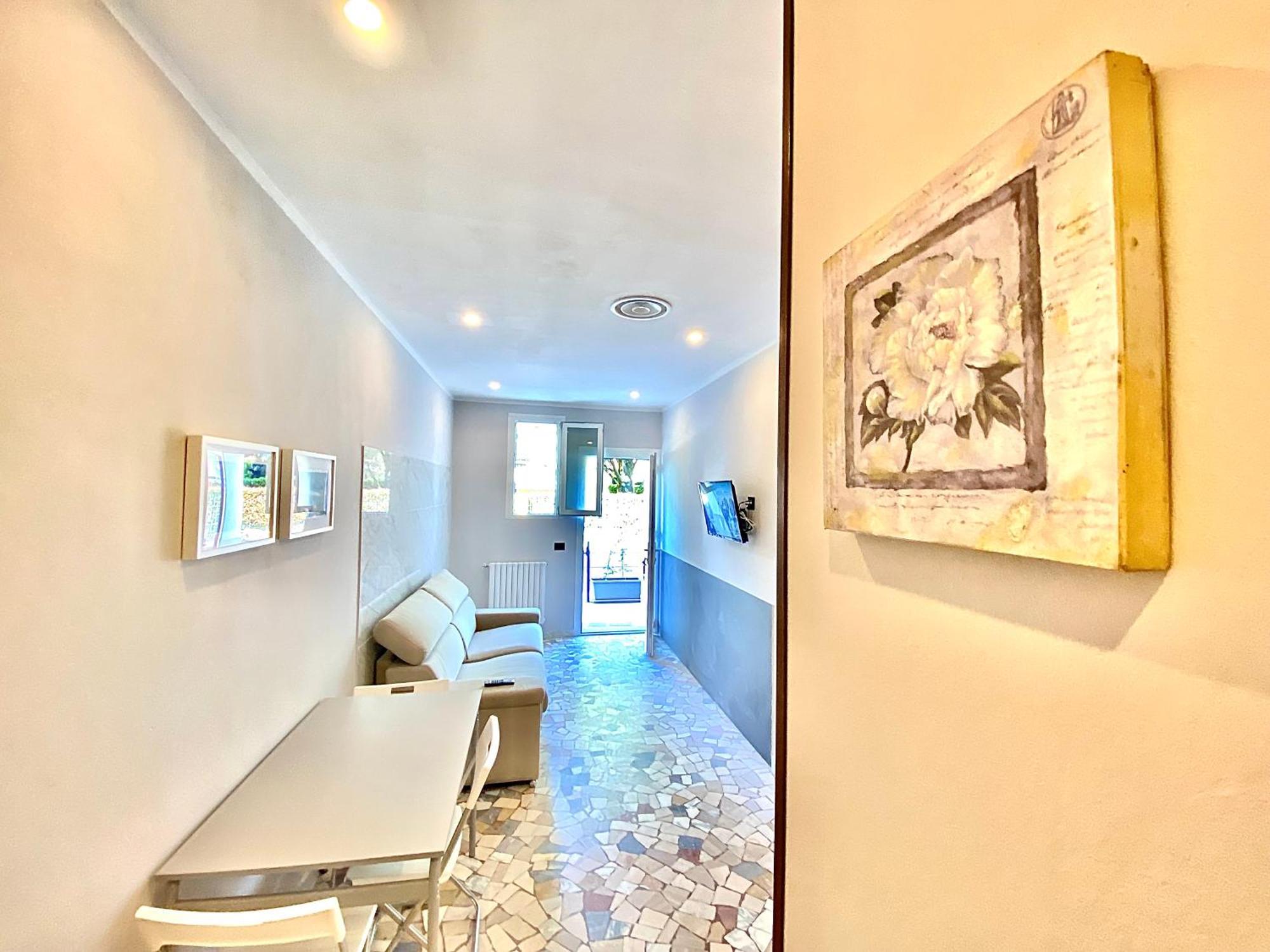 Apt Donati Home, Modernita E Comfort Con Parcheggio Gratuito Privato E Spazio Esterno Privato Cassano D'adda Bagian luar foto