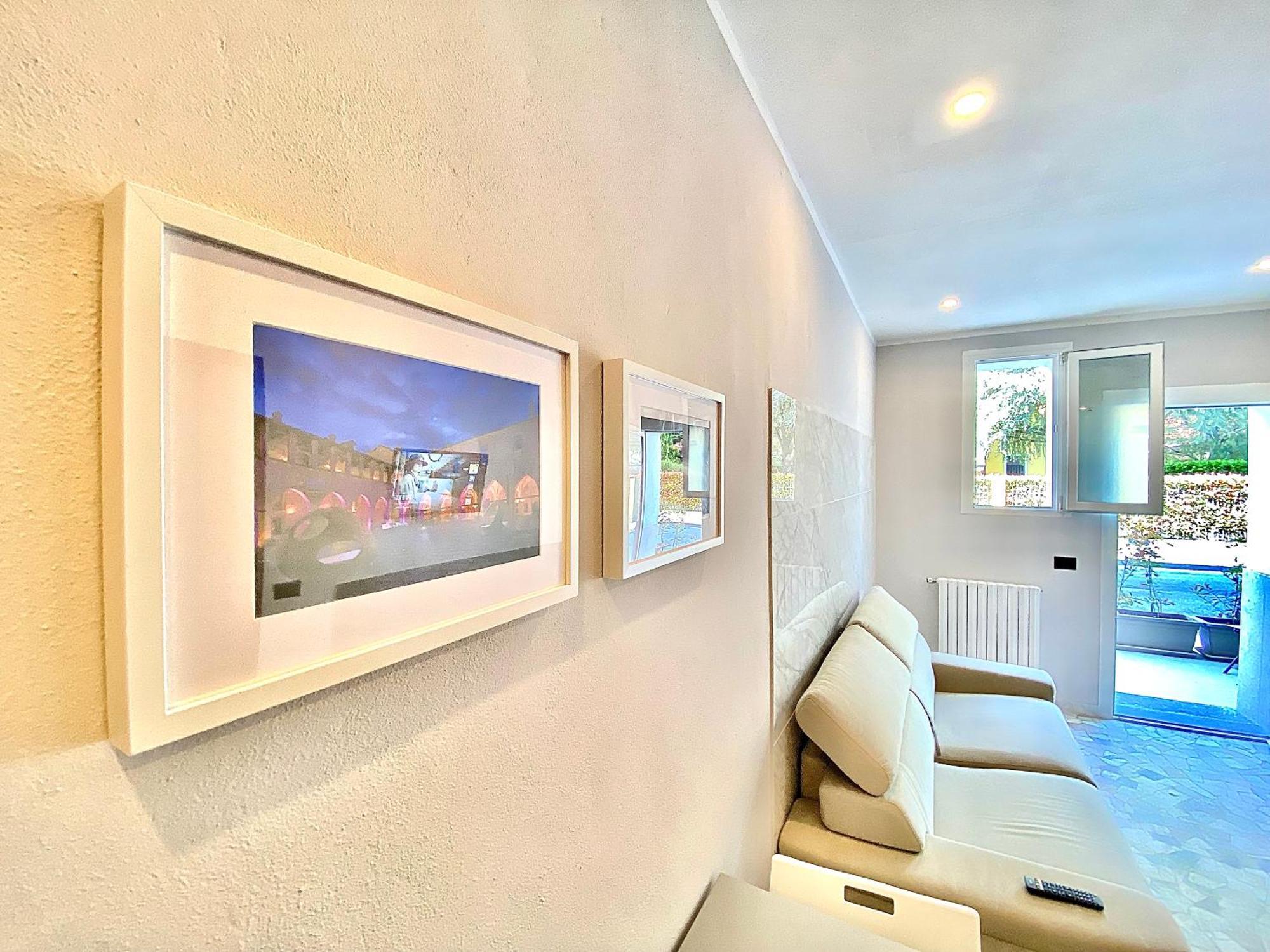 Apt Donati Home, Modernita E Comfort Con Parcheggio Gratuito Privato E Spazio Esterno Privato Cassano D'adda Bagian luar foto