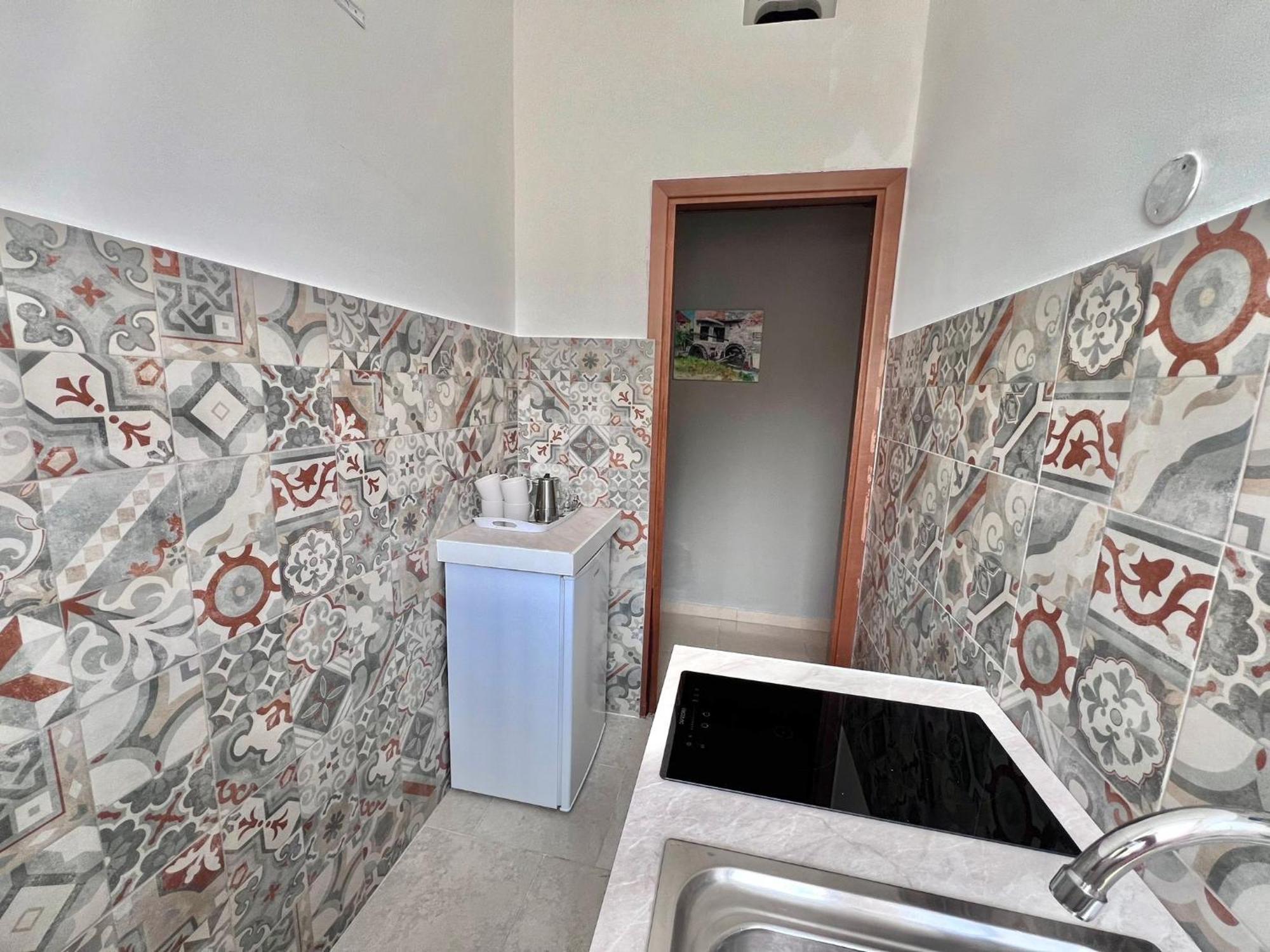 Apt Donati Home, Modernita E Comfort Con Parcheggio Gratuito Privato E Spazio Esterno Privato Cassano D'adda Bagian luar foto