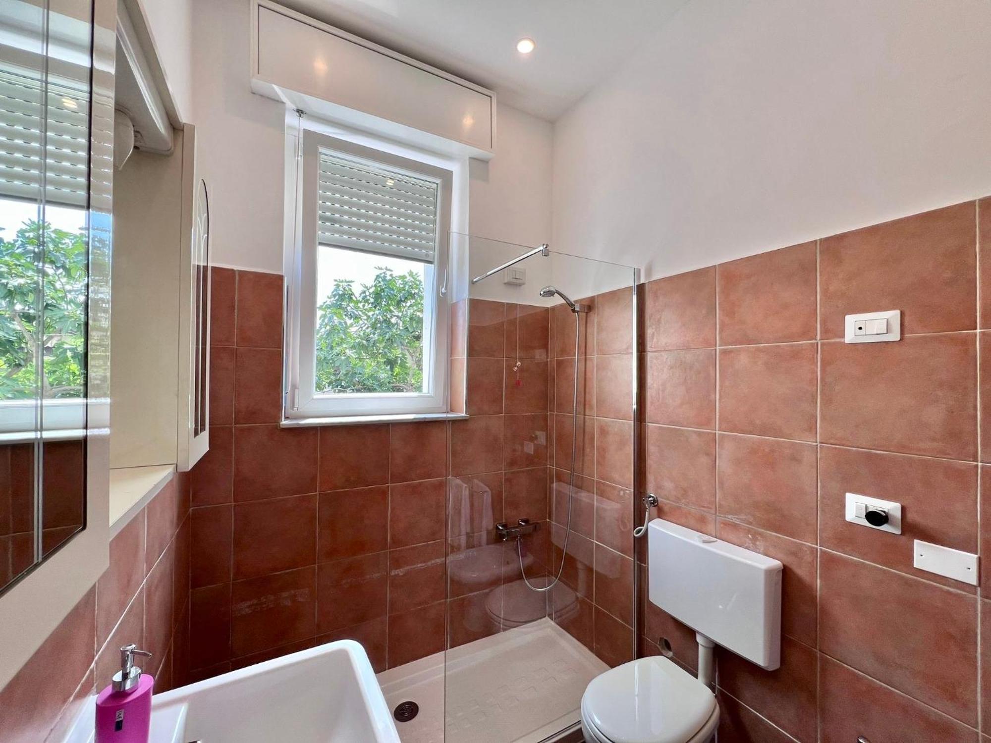 Apt Donati Home, Modernita E Comfort Con Parcheggio Gratuito Privato E Spazio Esterno Privato Cassano D'adda Bagian luar foto